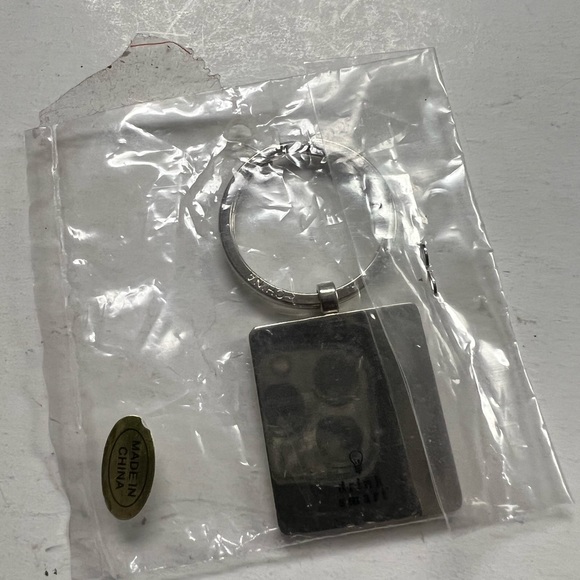 New Red Stag Keychain - Picture 4 of 4